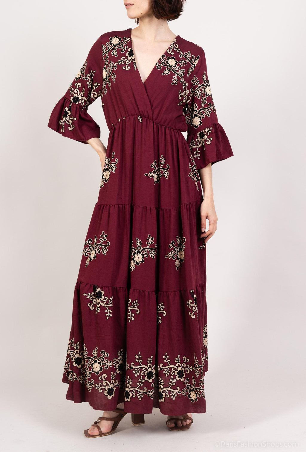 Robe longue brodée “Fleur d’Ornement
