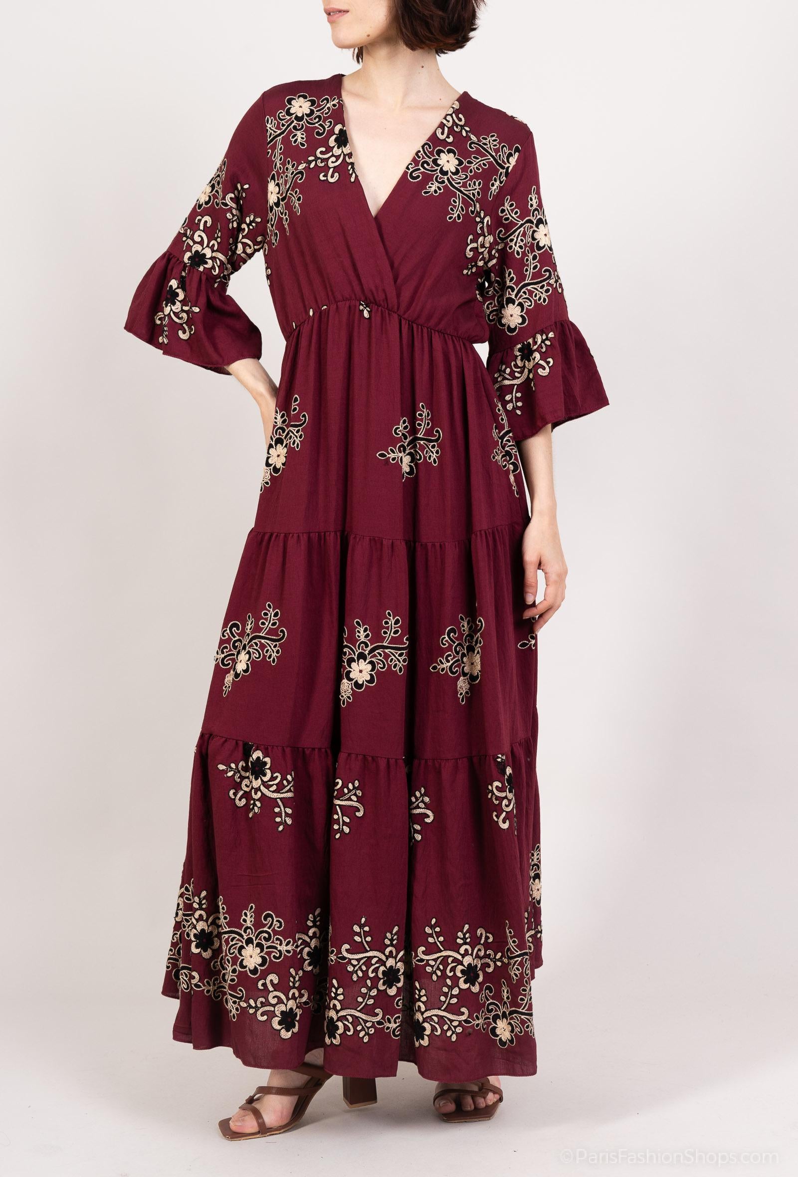 Robe longue brodée “Fleur d’Ornement