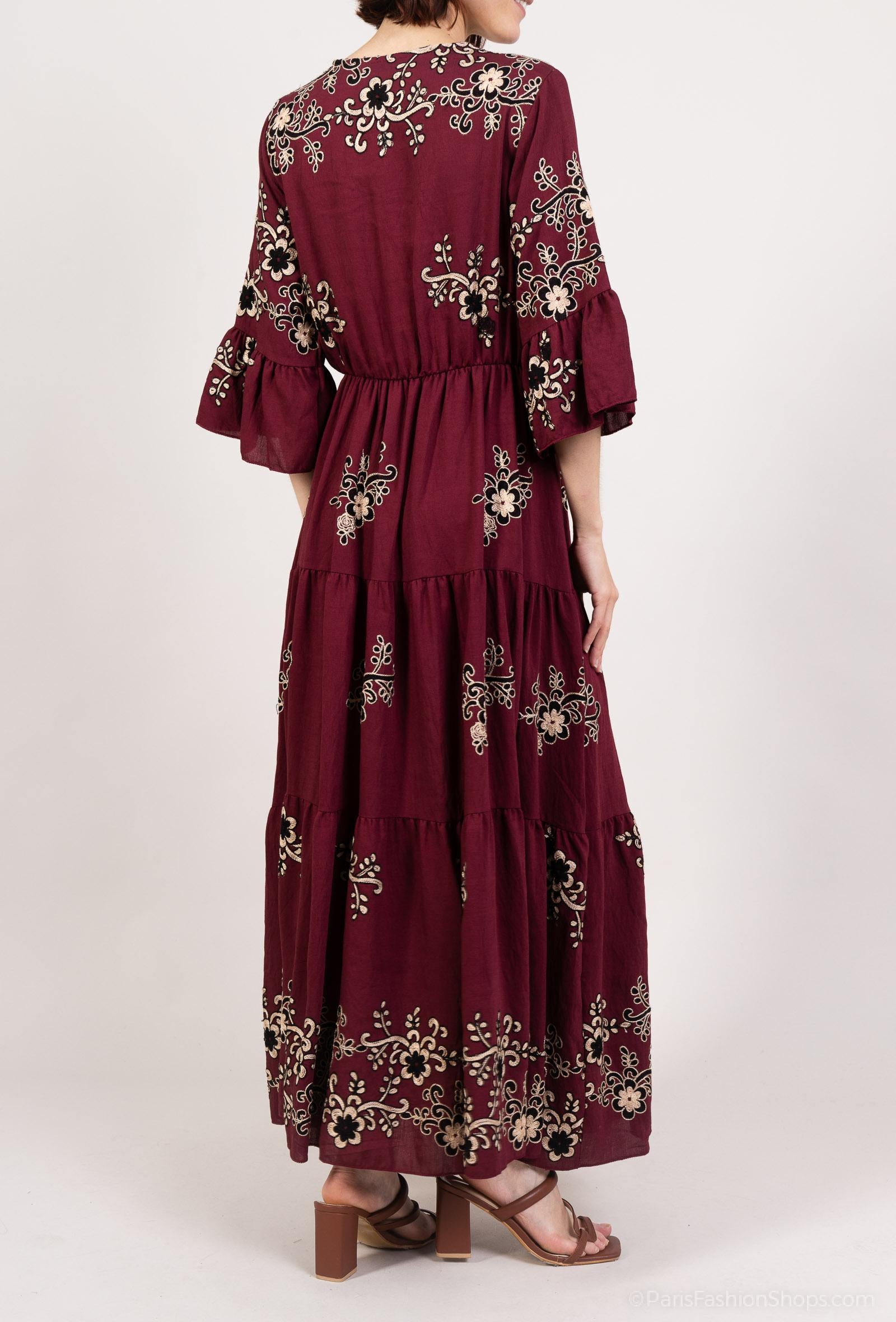 Robe longue brodée “Fleur d’Ornement